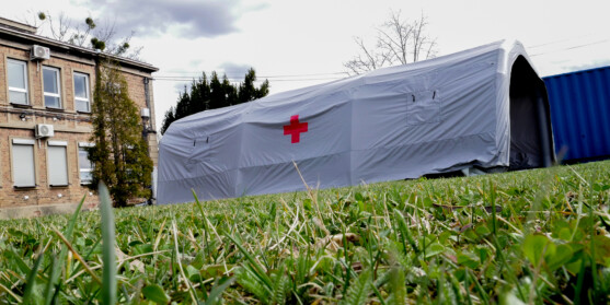 Pneumatisches Zelt aufblasbar